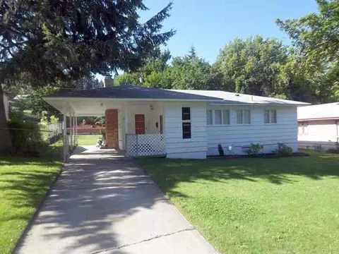 3704 E 11th Ave, Spokane, WA 99202 photo 1