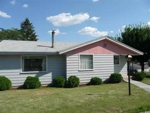 123 4th St, Cheney, WA 99004 photo 1