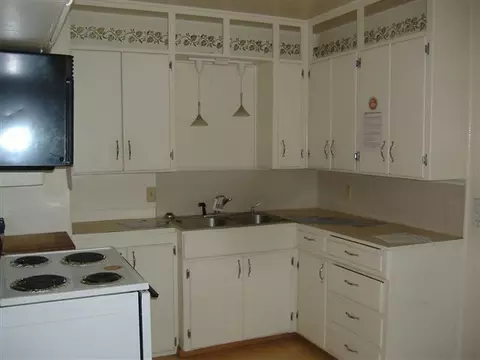 524 E Dave Ct, Spokane, WA 99207 photo 2