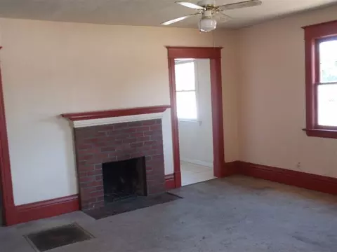 1927 E Sinto Ave, Spokane, WA 99202 photo 3