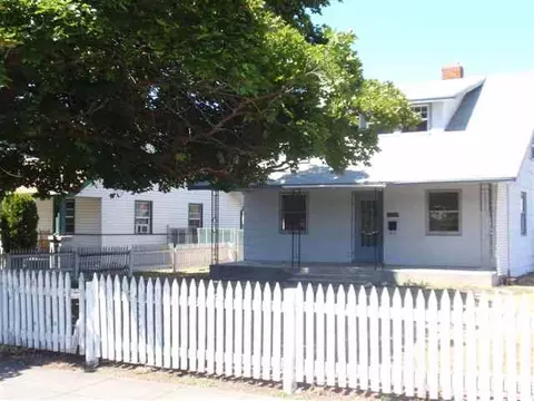 1927 E Sinto Ave, Spokane, WA 99202 photo 1