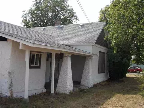 1703 E Longfellow Ave, Spokane, WA 99207 photo 4