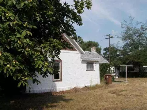 1703 E Longfellow Ave, Spokane, WA 99207 photo 2