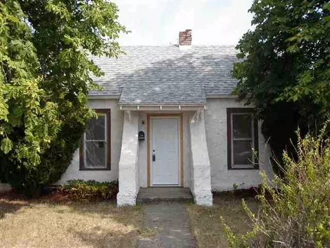 1703 E Longfellow Ave, Spokane, WA 99207 photo 1