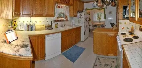 1022 E 14th Ave, Spokane, WA 99202 photo 2