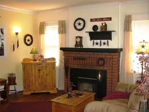 3827 E 6th Ave, Spokane, WA 99202 photo 2
