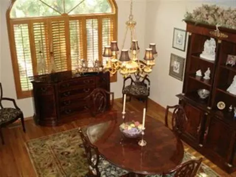 1905 E Overbluff Rd, Spokane, WA 99203 photo 3