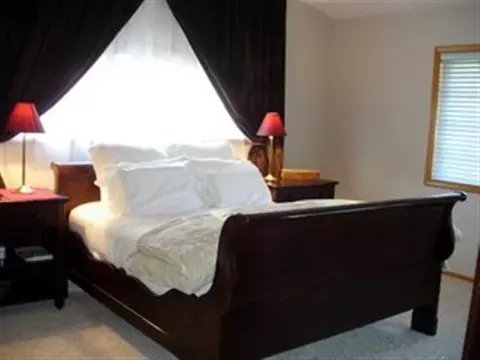 1905 E Overbluff Rd, Spokane, WA 99203 photo 5