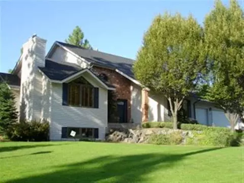 1905 E Overbluff Rd, Spokane, WA 99203 photo 1