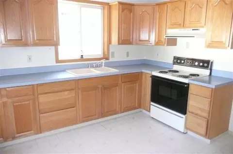 1923 E 12th Ave, Spokane, WA 99202 photo 4
