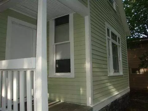 937 E Augusta, Spokane, WA 99207 photo 2