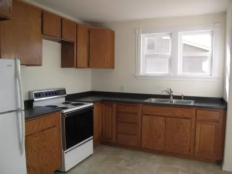 2017 E Columbia Ave, Spokane, WA 99208 photo 3