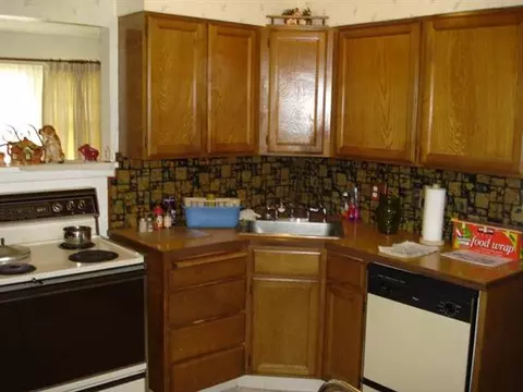 1821 E Thurston, Spokane, WA 99203 photo 5