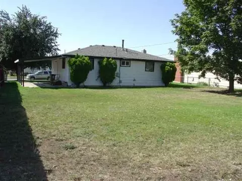 2927 E Longfellow Ave, Spokane, WA 99207 photo 9