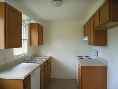 1621 E Dalke Ave, Spokane, WA 99208 photo 4