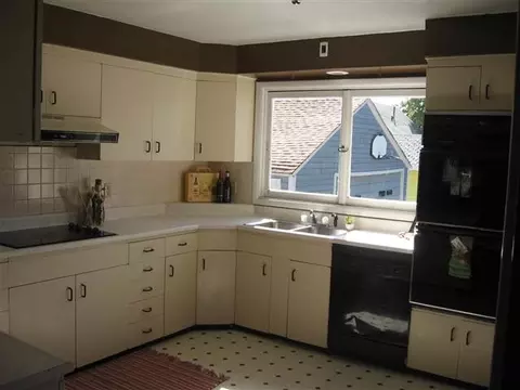 1630 E Broad Ave, Spokane, WA 99207 photo 5