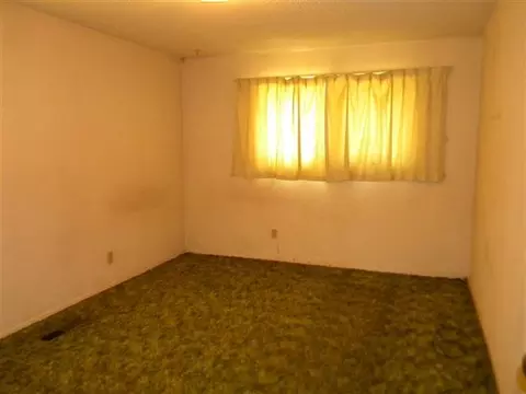 514 E Crown Ave, Spokane, WA 99207 photo 6