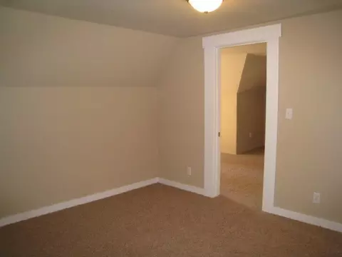 2313 E 5th Ave, Spokane, WA 99202 photo 8