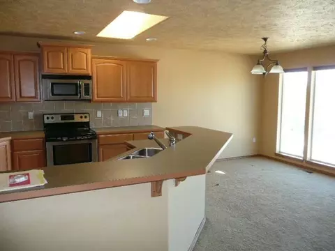 23 E Sapphire Ln, Spokane, WA 99218 photo 3