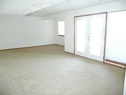 23 E Sapphire Ln, Spokane, WA 99218 photo 2
