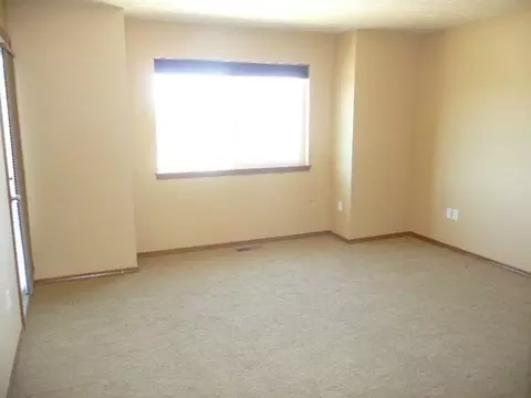 23 E Sapphire Ln, Spokane, WA 99218 photo 4