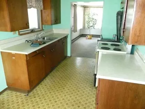 7124 E 9th, Spokane Valley, WA 99212 photo 2