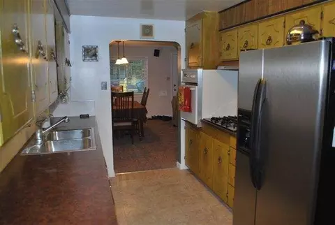 317 Everett, Spokane, WA 99207 photo 4
