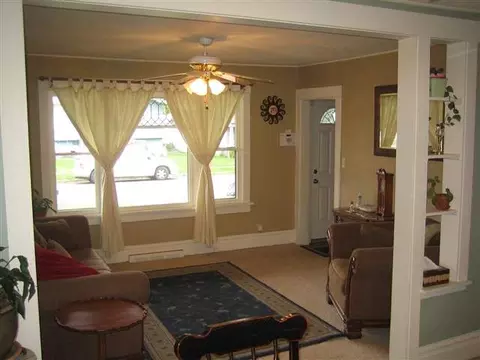 1018 E Broad, Spokane, WA 99207 photo 2