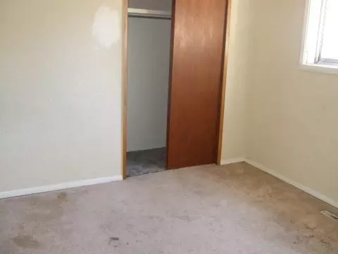 330 E Sanson Ave, Spokane, WA 99207 photo 6