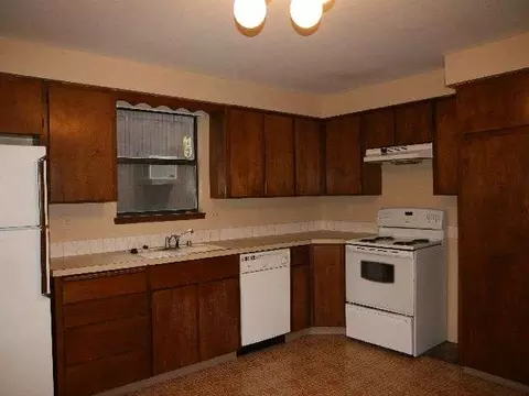 3628 E 13 Ave, Spokane, WA 99202 photo 2