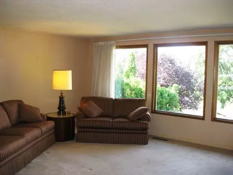 3823 E 16th Ave, Spokane, WA 99223 photo 2
