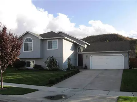 18126 E 12th Ave, Greenacres, WA 99016 photo 1