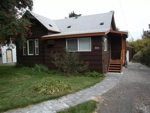 711 E 8th Ave, Spokane, WA 99202 photo 1