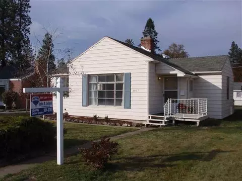 1027 E 40th Ave, Spokane, WA 99203 photo 1