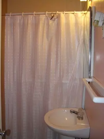 403 E Hoffman Ave, Spokane, WA 99207 photo 9