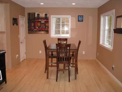 403 E Hoffman Ave, Spokane, WA 99207 photo 3