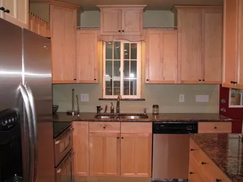 403 E Hoffman Ave, Spokane, WA 99207 photo 4