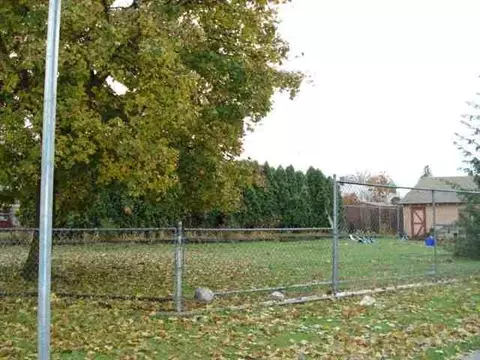 802 E Longfellow Ave, Spokane, WA 99207 photo 2