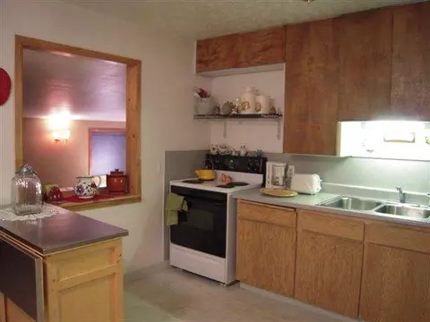 1519 E Bismark St, Spokane, WA 99208 photo 2