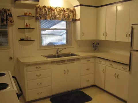 1011 E 17th Ave, Spokane, WA 99203 photo 4