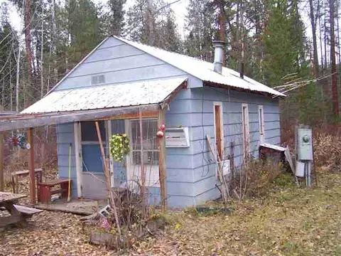 172 Pine Dr, Cusick, WA 99119 photo 1