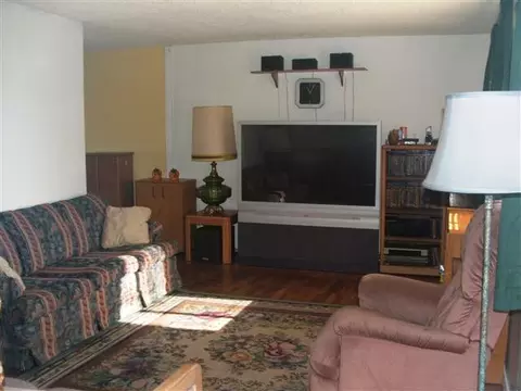 13609 E 6th Ave, Spokane Valley, WA 99216 photo 2