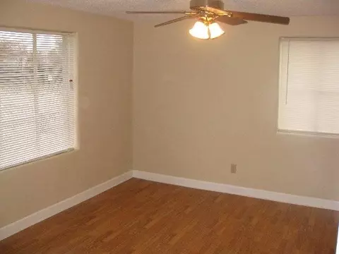 2424 E Longfellow Ave, Spokane, WA 99207 photo 5