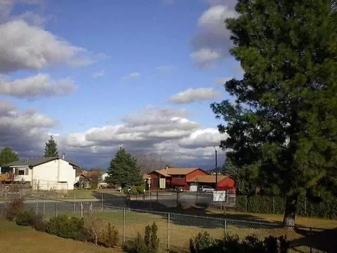 711 E Brady Ct, Spokane, WA 99208 photo 9