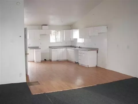 9915 E 9th Ave, Spokane, WA 99206 photo 4