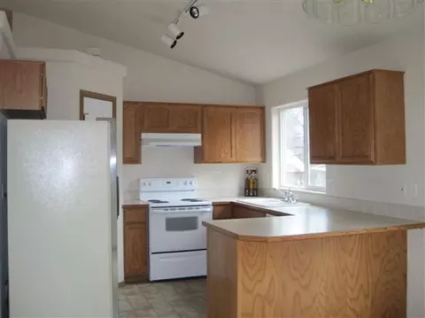 3017 E 36th, Spokane, WA 99223 photo 2