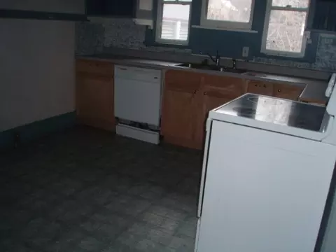 968 E 9th, Spokane, WA 99202 photo 4