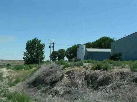 910 S Booker, Othello, WA 99344 photo 4