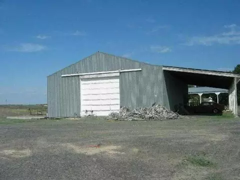 910 S Booker, Othello, WA 99344 photo 3