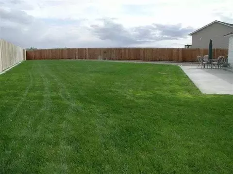 5007 Latimer Ct, Pasco, WA 99301 photo 2